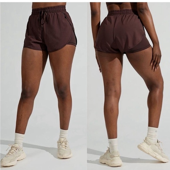 BuffBuny Collection Lifesaver Shorts - Picture 2 of 6